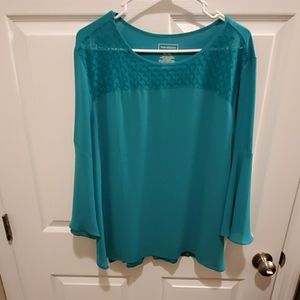 Van Heusen green blouse